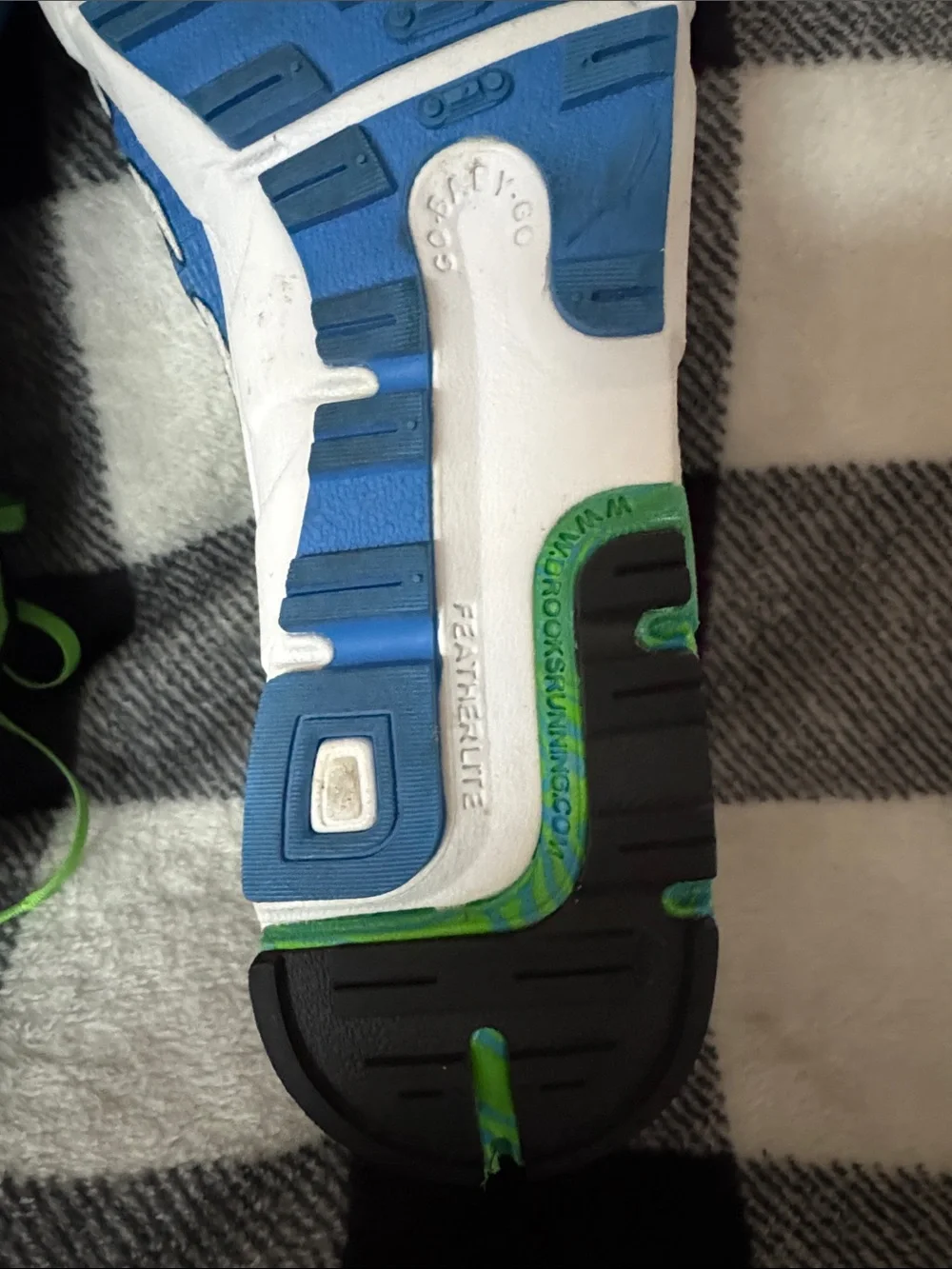 Brooks Mach Blue Green cross country Running Shoes with Neon Green Laces 11.5